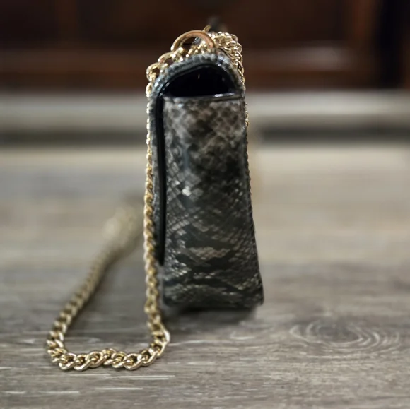 Victoria Secrets Purse - Picture 6 of 8